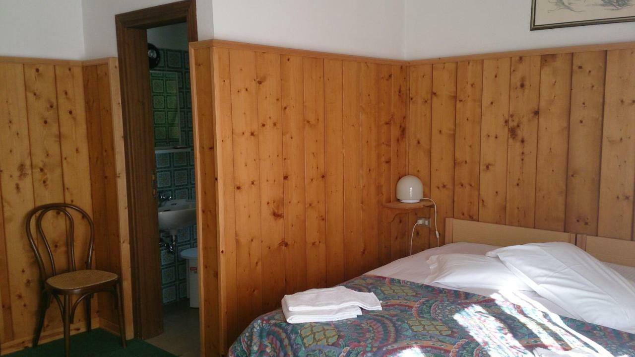 B&B Lo Scoiattolo Nebbiu 外观 照片